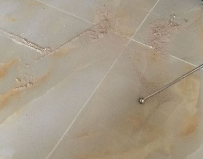 郏县瓷砖空鼓维修公司分享粘合剂选择不当在瓷砖铺贴过程中可能导致以下问题
